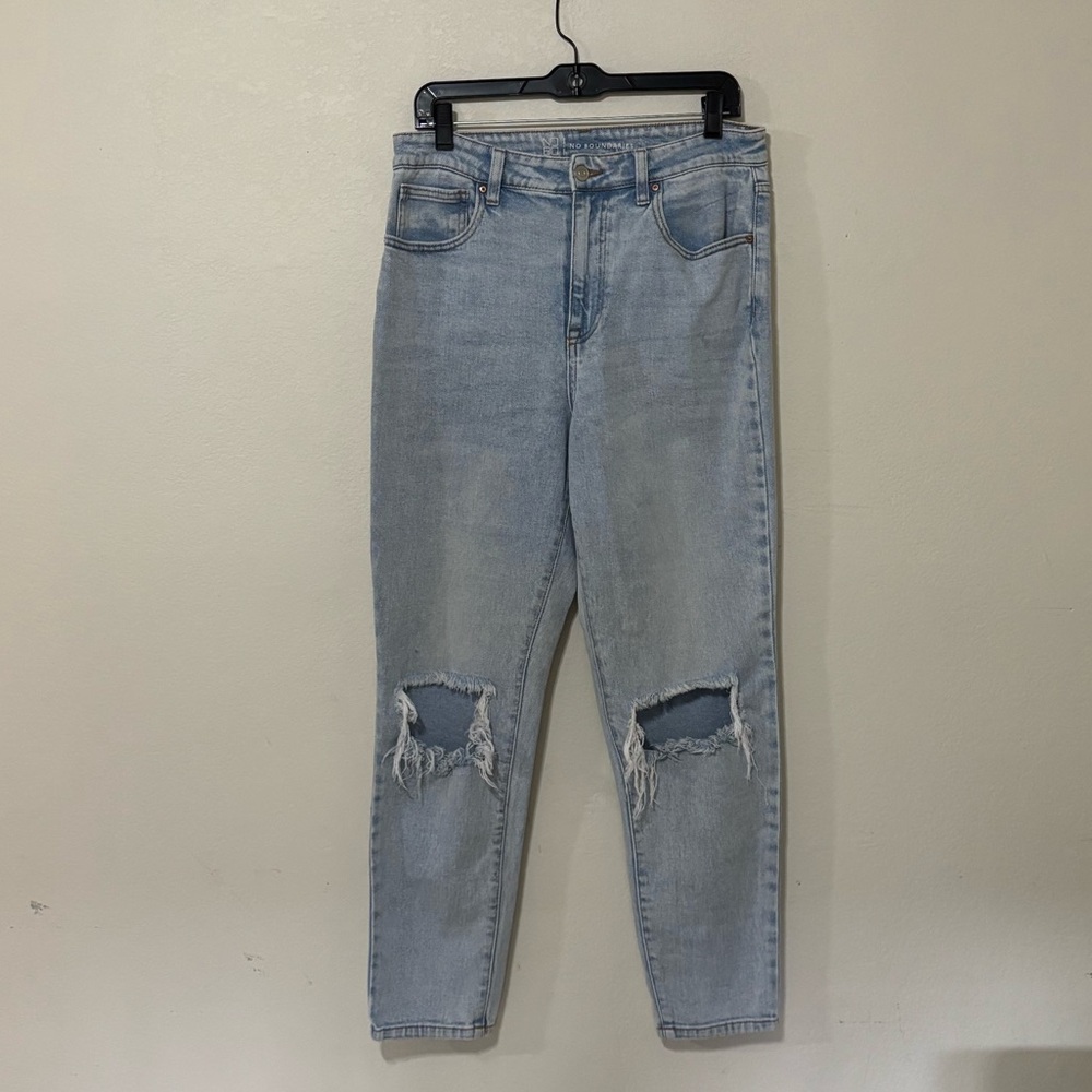 No Boundaries Light Blue Ripped Ankle Jeans